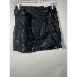 Free People Vegan Leather Moto Mini Skirt Belted Black Size‎ 2 Asymmetrical Zip